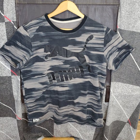 unique Puma T-Shirt - Picture 1 of 4